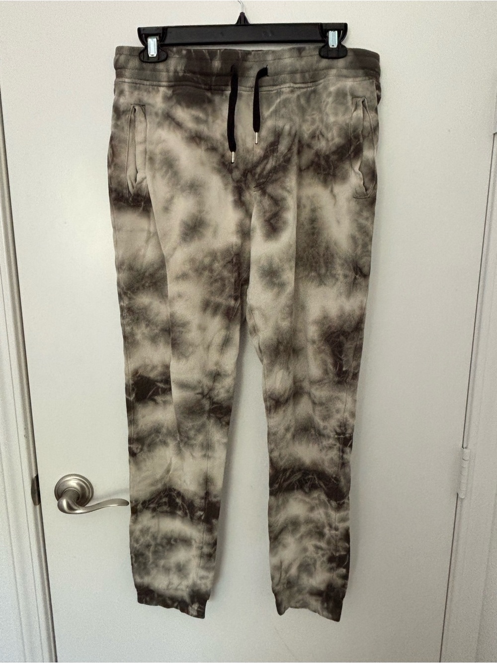 Forever 21 Black & Gray Tie-Dye Jogger Pants